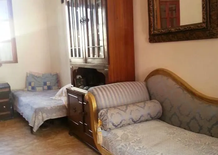 Ether Sunset מלון