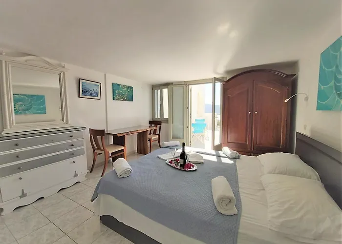 Ether Sunset 3* אויה